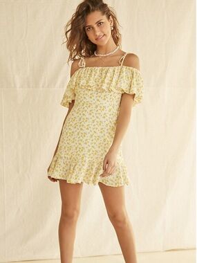 Forever 21 Yellow Floral Ruffle Mini Dress Size Small